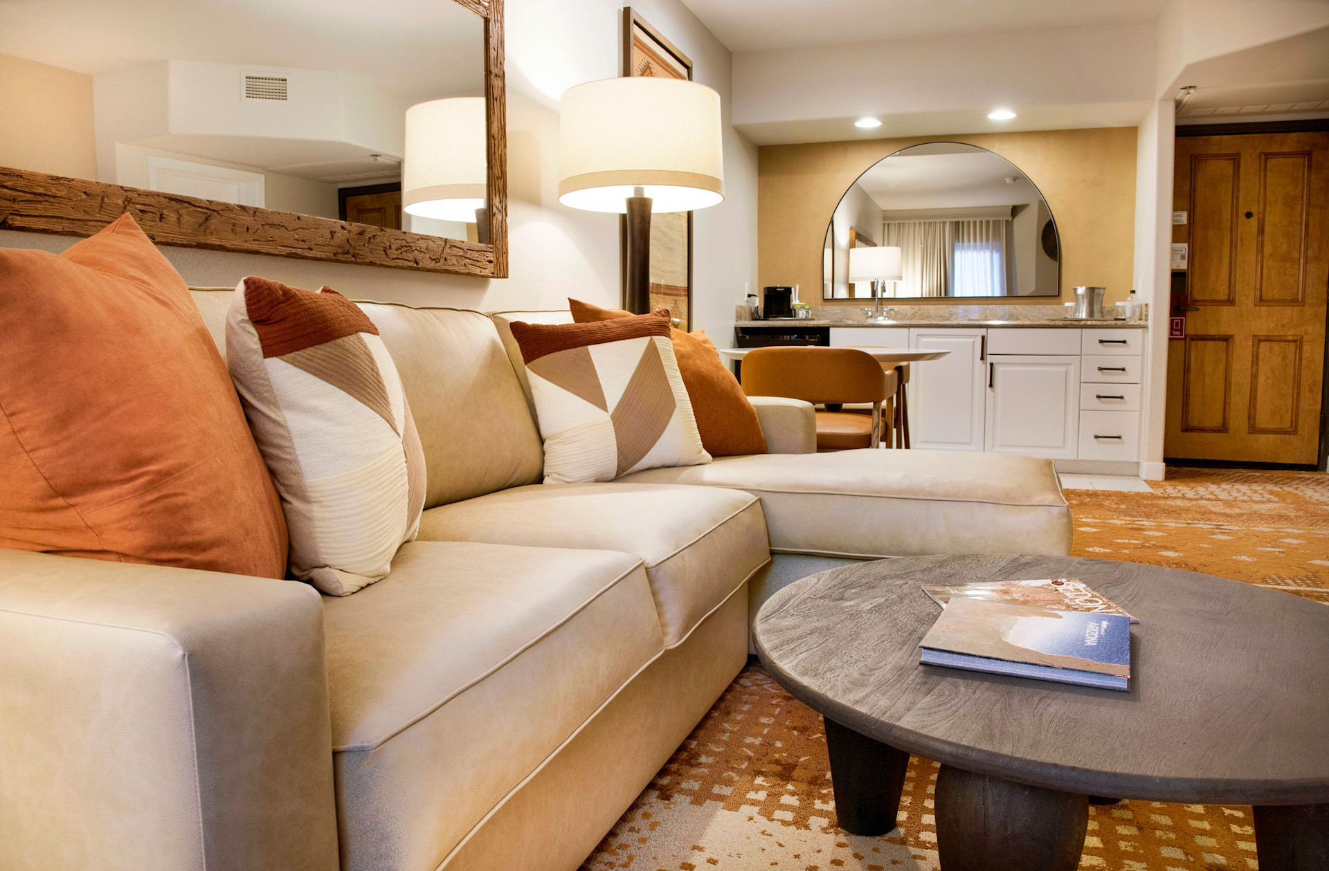 新品 HILTON グアベロ GUABELLO インパクトゼロ ヒルトン ヒルトンの新しいLPが公開！ | 戸賀敬城オフィシャルブログ「戸賀敬城